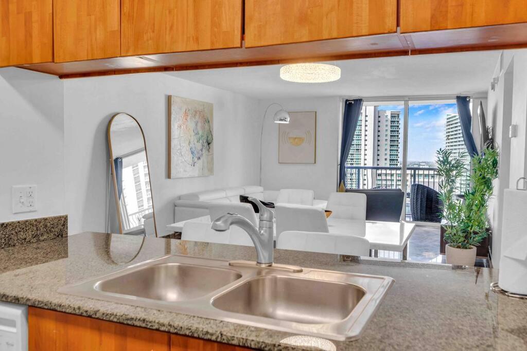 Iconic High Floor 3 Bedrooms In The Heart Of Miami Esterno foto